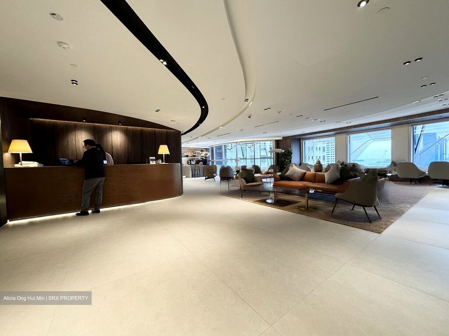 Centennial Tower (D1), Office #451100381